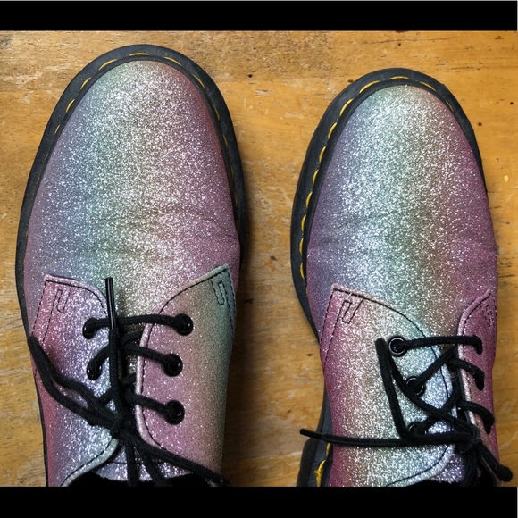 Host Pick Iridescent Sparkly Dr. Martens Oxfords 6 - Picture 4 of 8